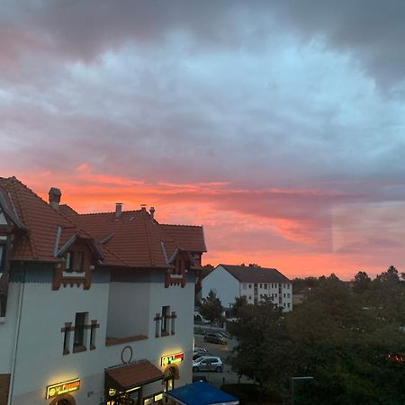 Moderne 4 Zimmer Apartment Mit Bergblick Stadtzentrum Contactless Check-In Gehrden  ภายนอก รูปภาพ