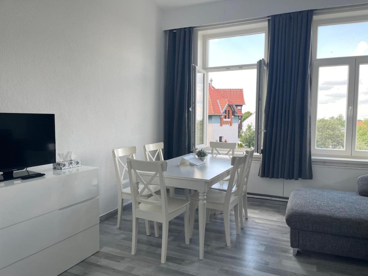 Moderne 4 Zimmer Apartment Mit Bergblick Stadtzentrum Contactless Check-In Gehrden  ภายนอก รูปภาพ