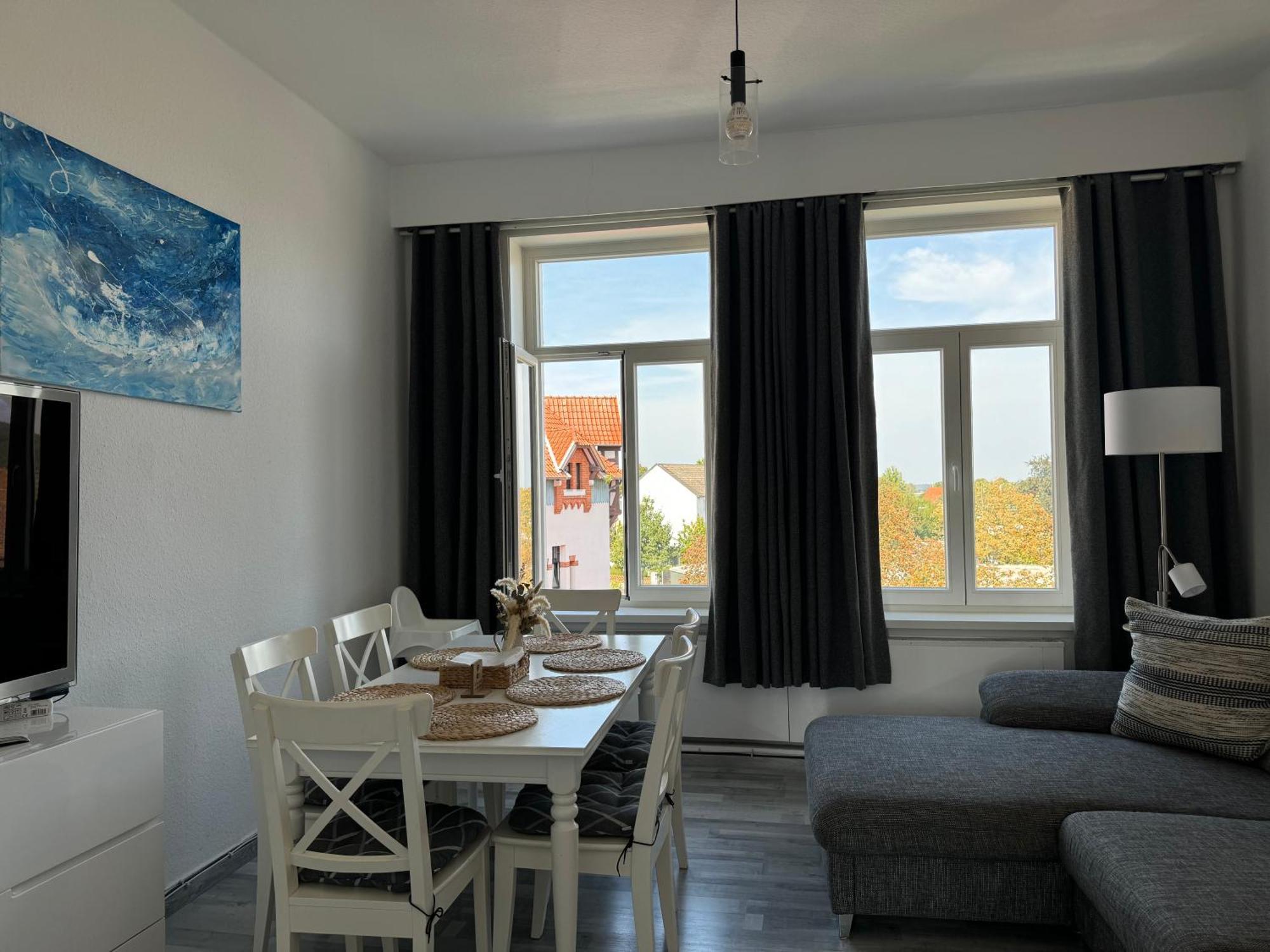 Moderne 4 Zimmer Apartment Mit Bergblick Stadtzentrum Contactless Check-In Gehrden  ภายนอก รูปภาพ
