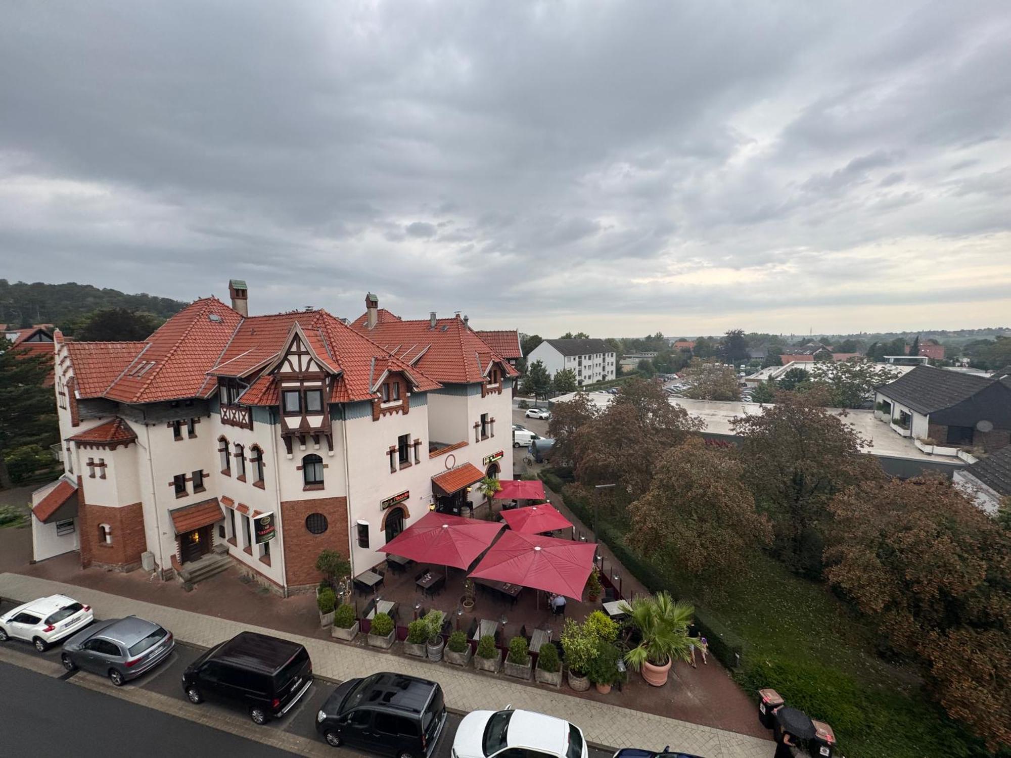 Moderne 4 Zimmer Apartment Mit Bergblick Stadtzentrum Contactless Check-In Gehrden  ภายนอก รูปภาพ