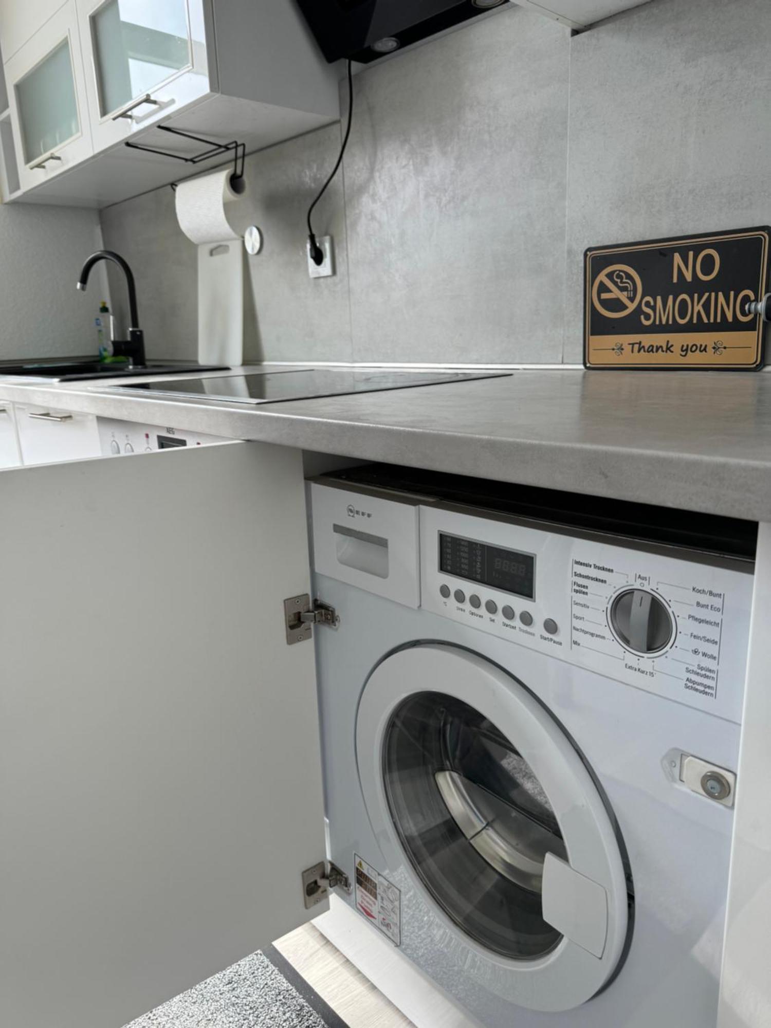 Moderne 4 Zimmer Apartment Mit Bergblick Stadtzentrum Contactless Check-In Gehrden  ภายนอก รูปภาพ