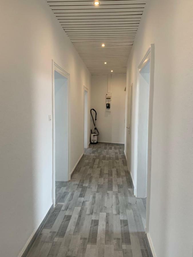 Moderne 4 Zimmer Apartment Mit Bergblick Stadtzentrum Contactless Check-In Gehrden  ภายนอก รูปภาพ